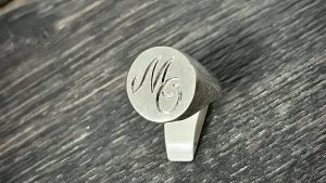 Monogrammring handgraviert